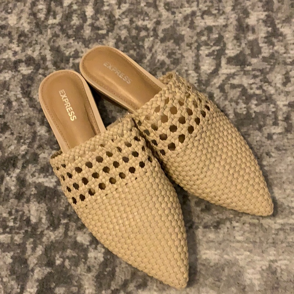 Express light beige/ tan woven mules size 7